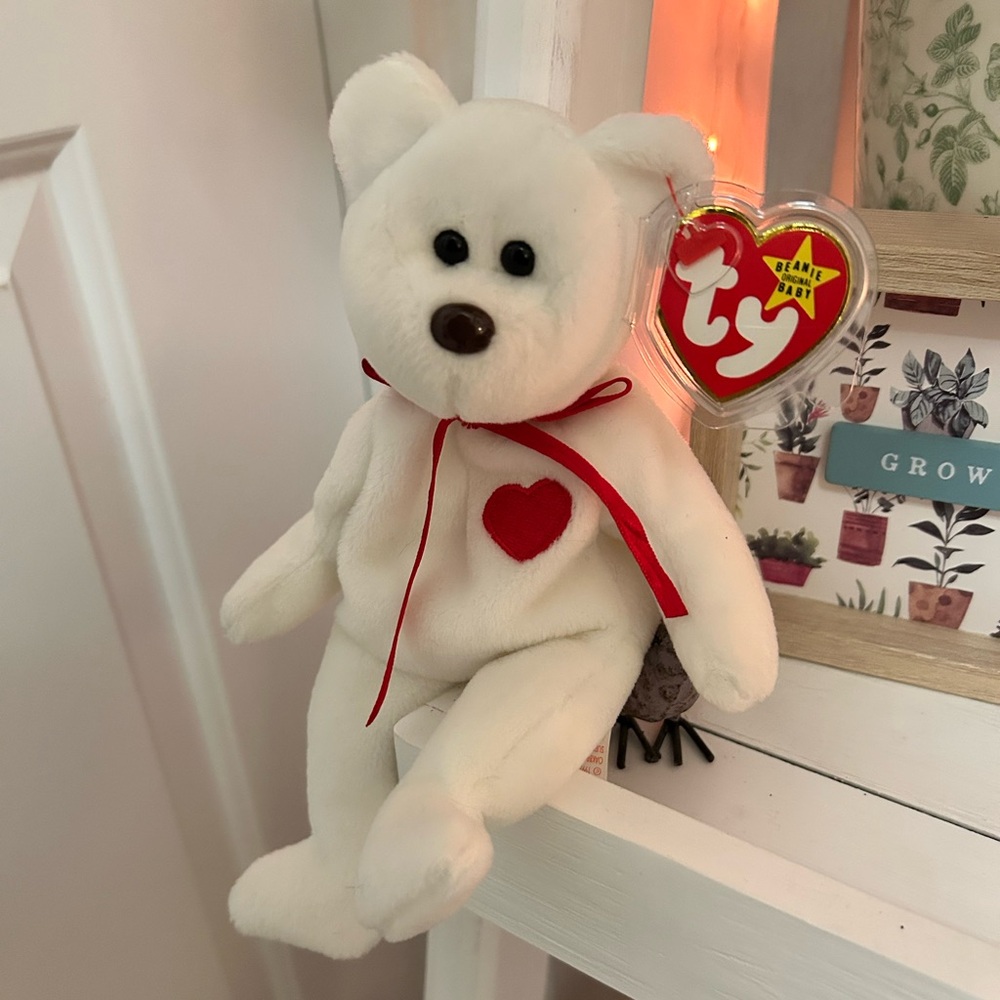 Ty Plush White Bear with brown nose (Valentino) P.V.C pellets